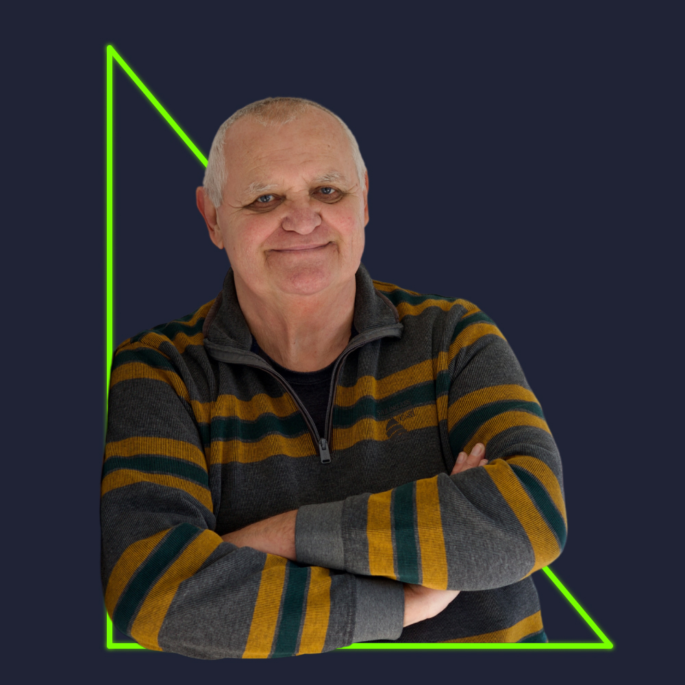 Neon Autósiskola_Harmati László szakoktató